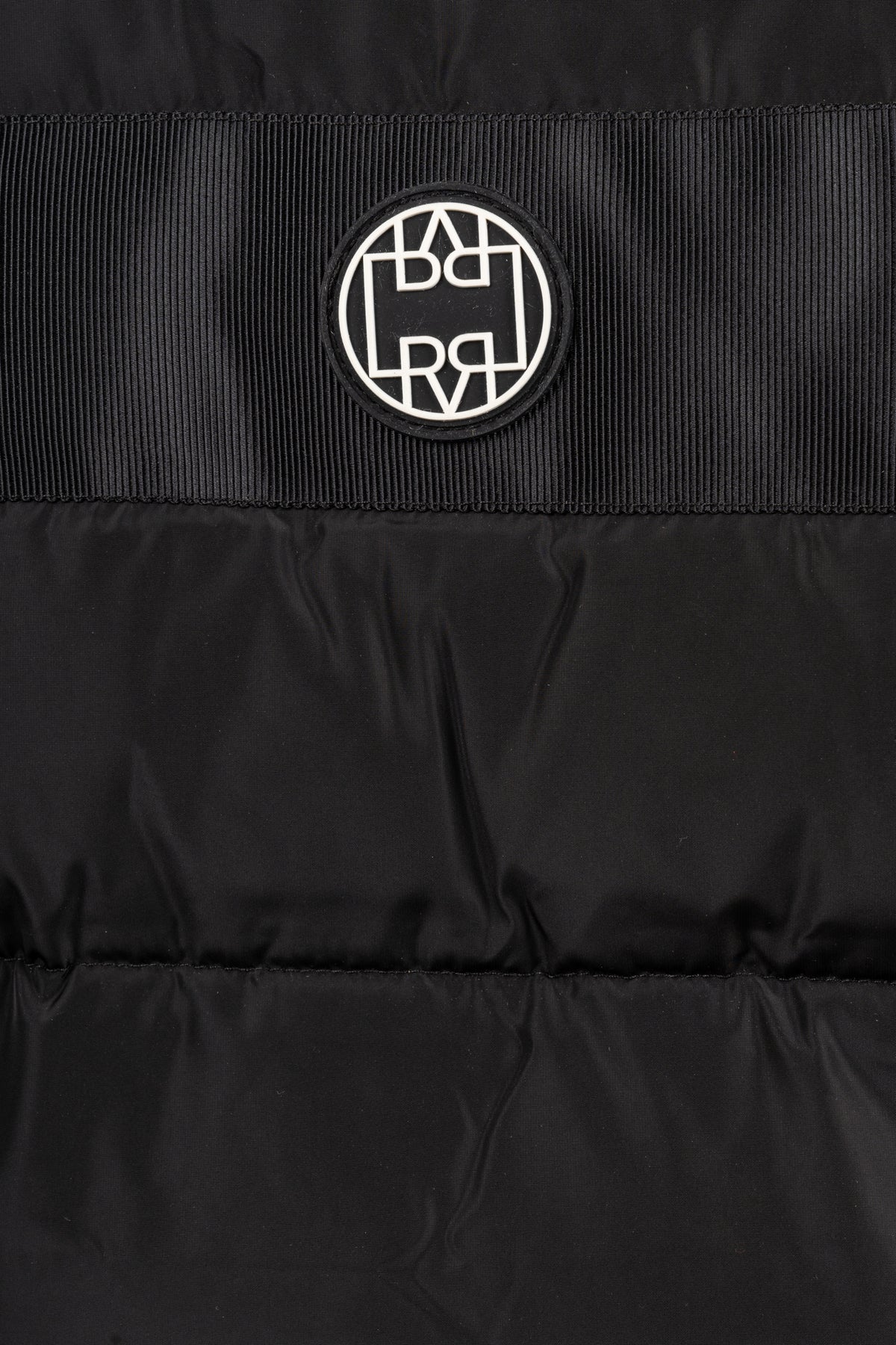 Gibella 7 - Black
