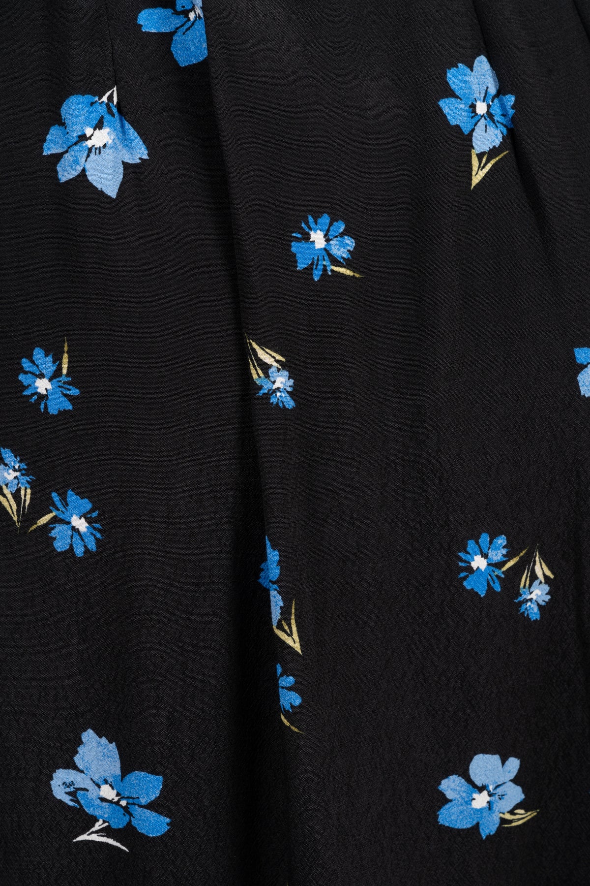 Walda Ls Aop Midi Dress - Black W/Blue Flower