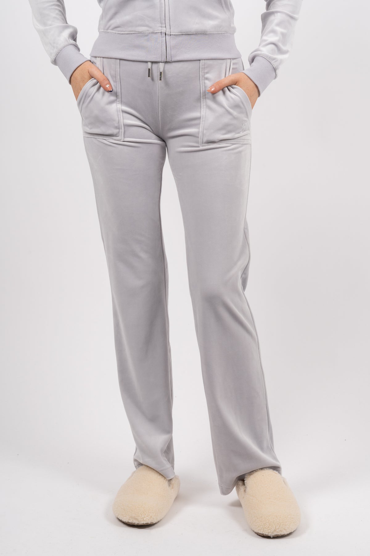Del Ray Classic Velour Pant Pocket - Quite Gray