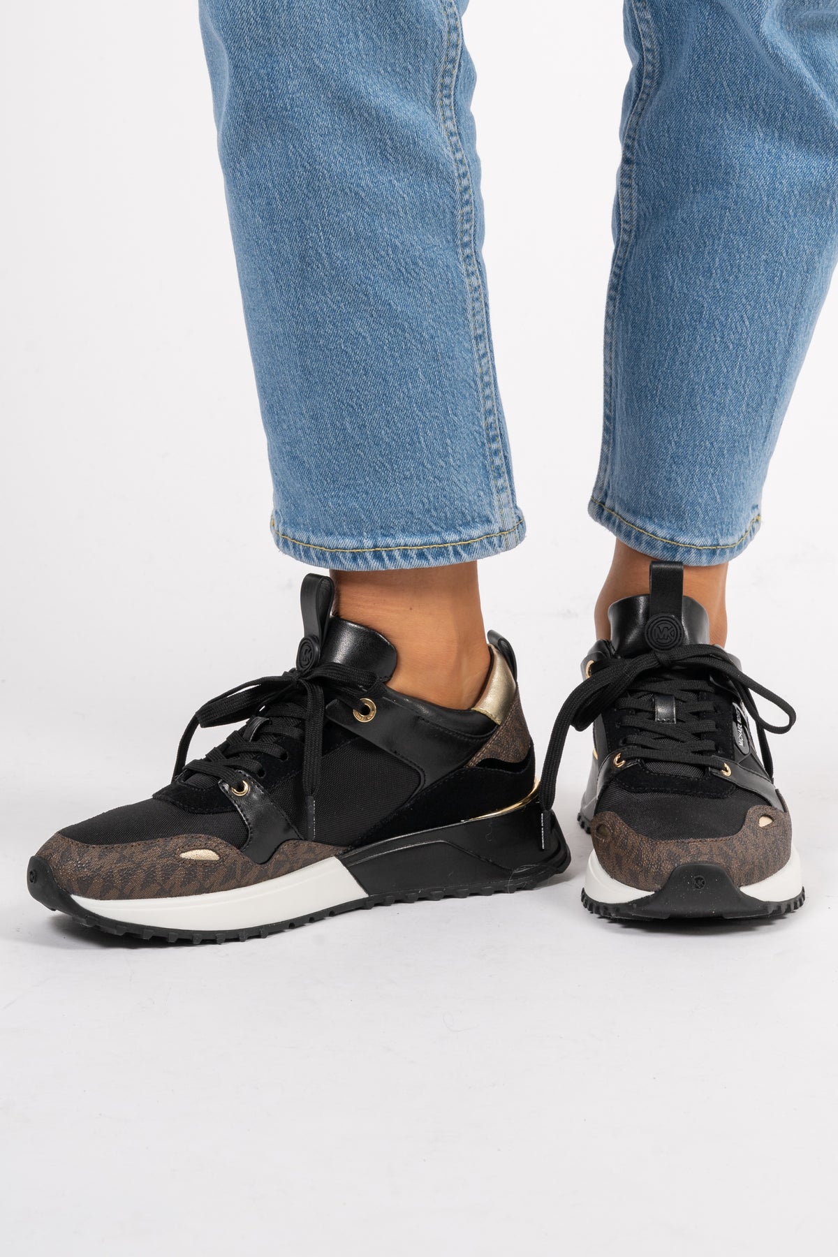 Theo Trainer - Black