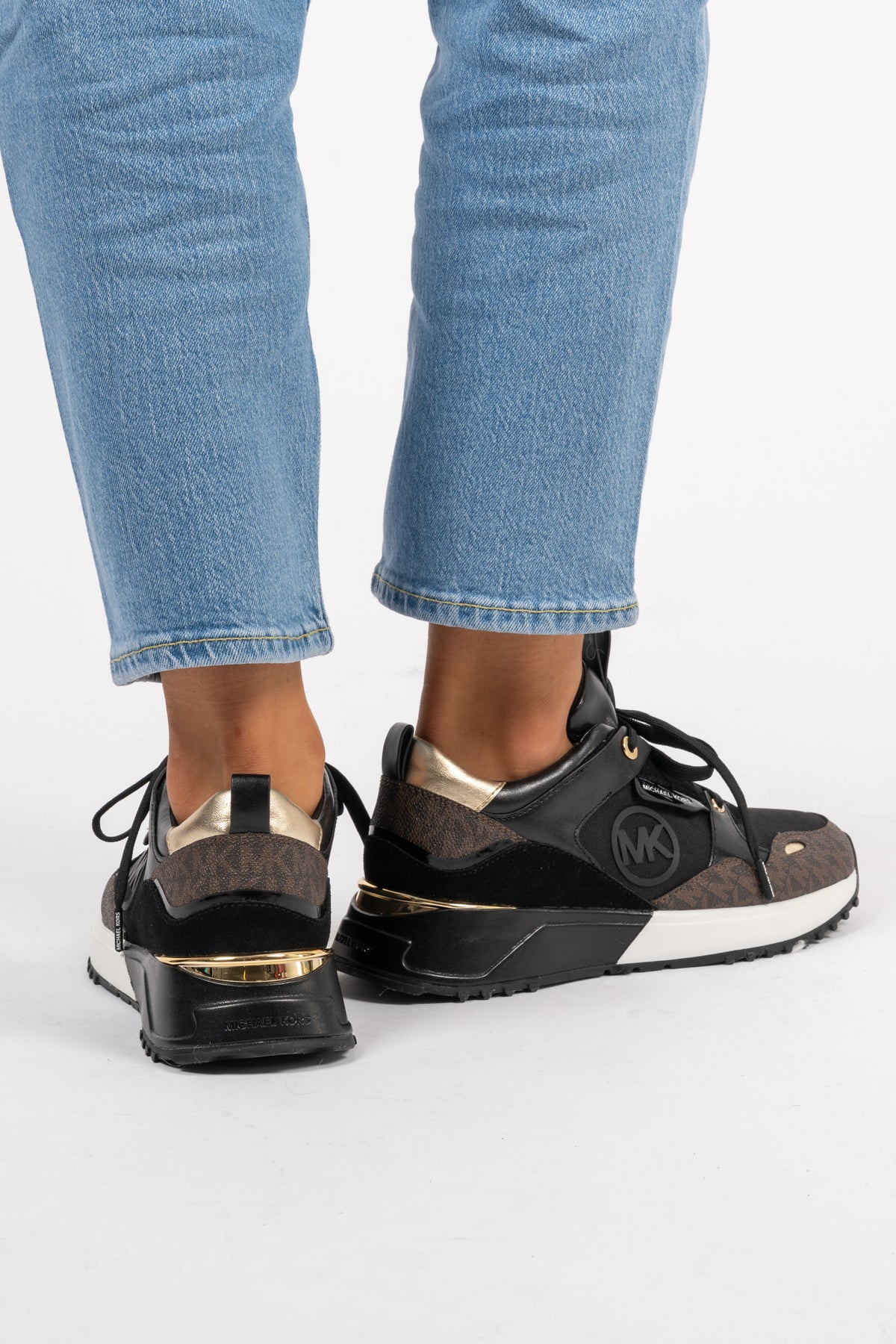 Theo Trainer - Black