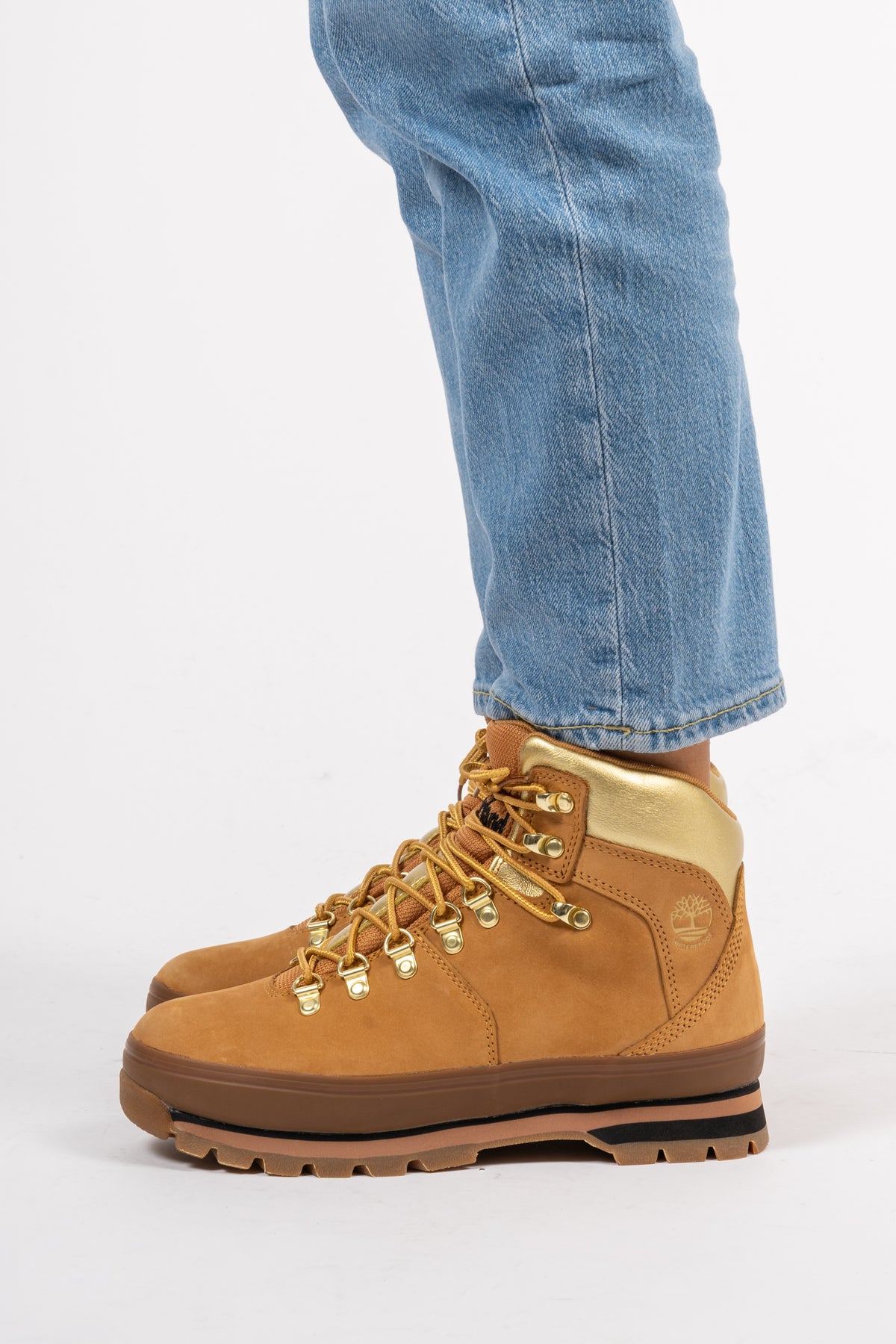 Euro Hiker - Wheat Nubuck With Gold