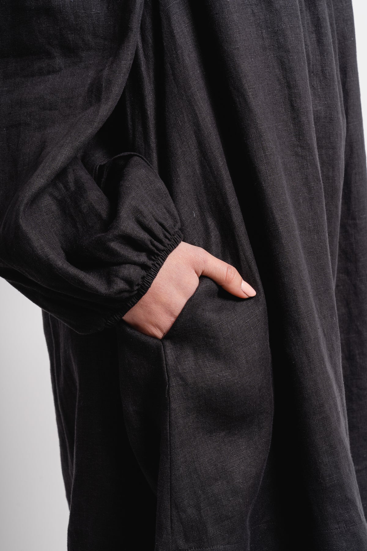 Alma Linen Dress - Black