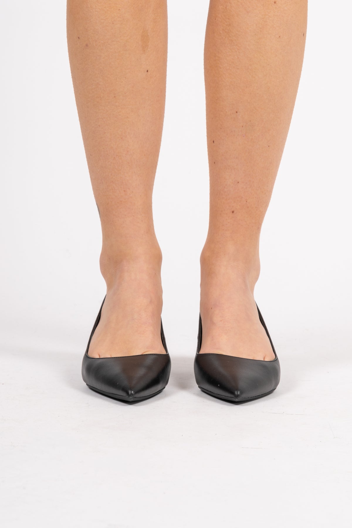Alina Flex Leather Kitten Pump - Svart