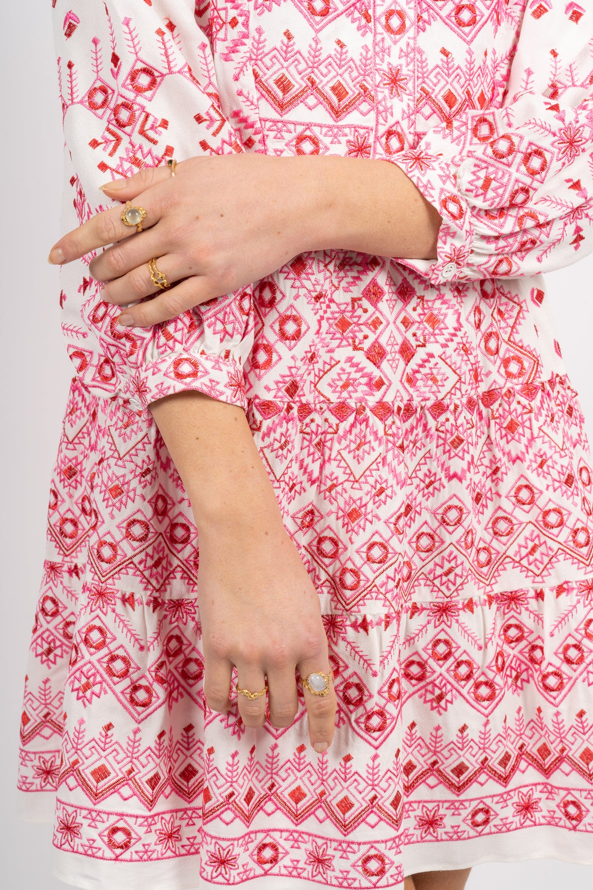 Clary Dress Short W Embrodery - Pink