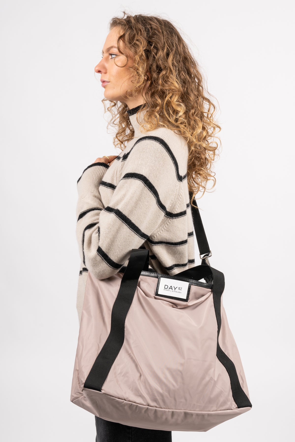 Day Gweneth Cross - Cloud Grey