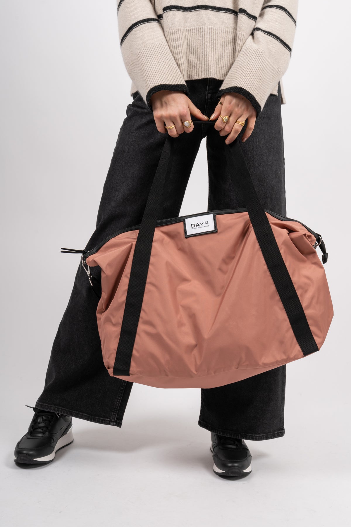 Day Gweneth Re-S XL Cross - Ash Rose