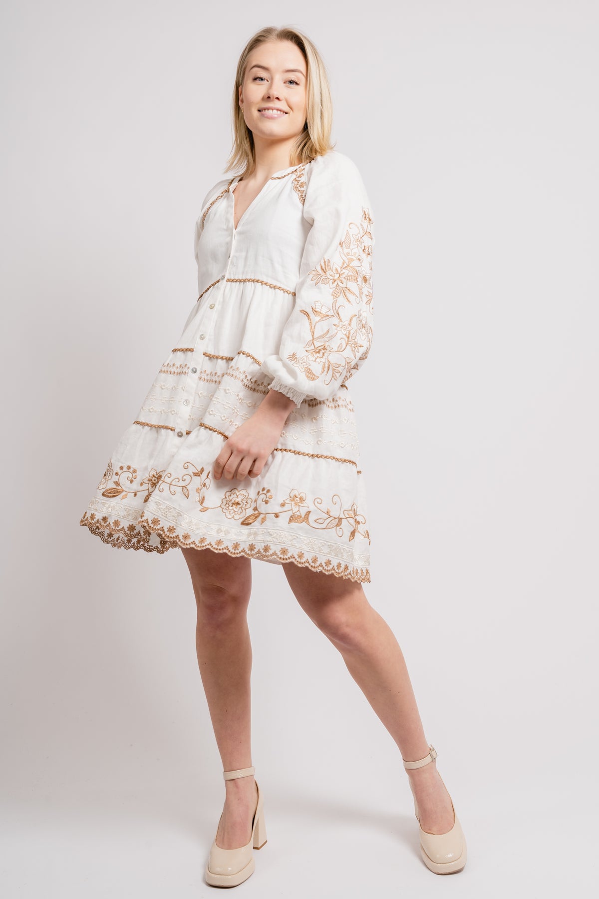 Venize Dress - Beige