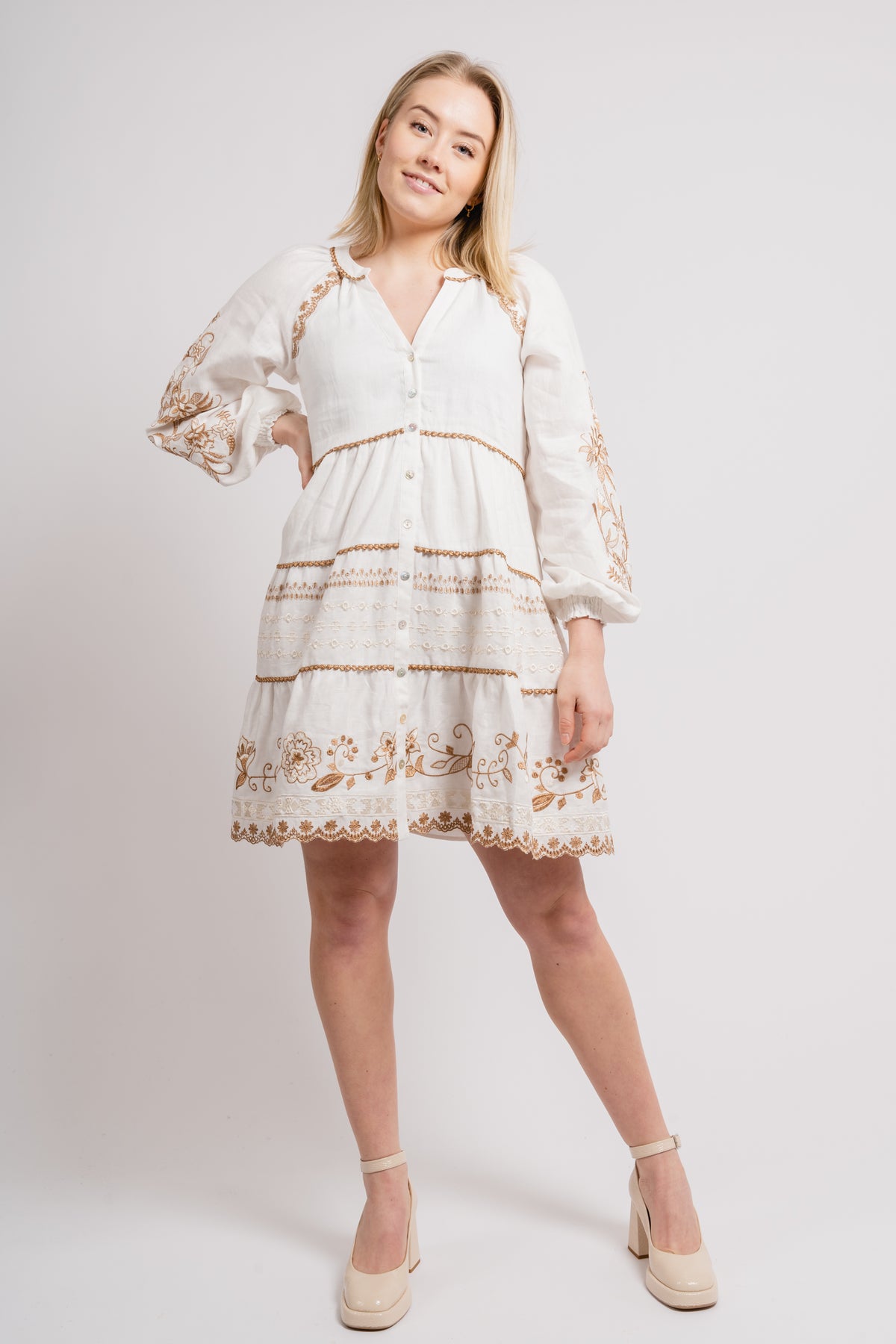 Venize Dress - Beige
