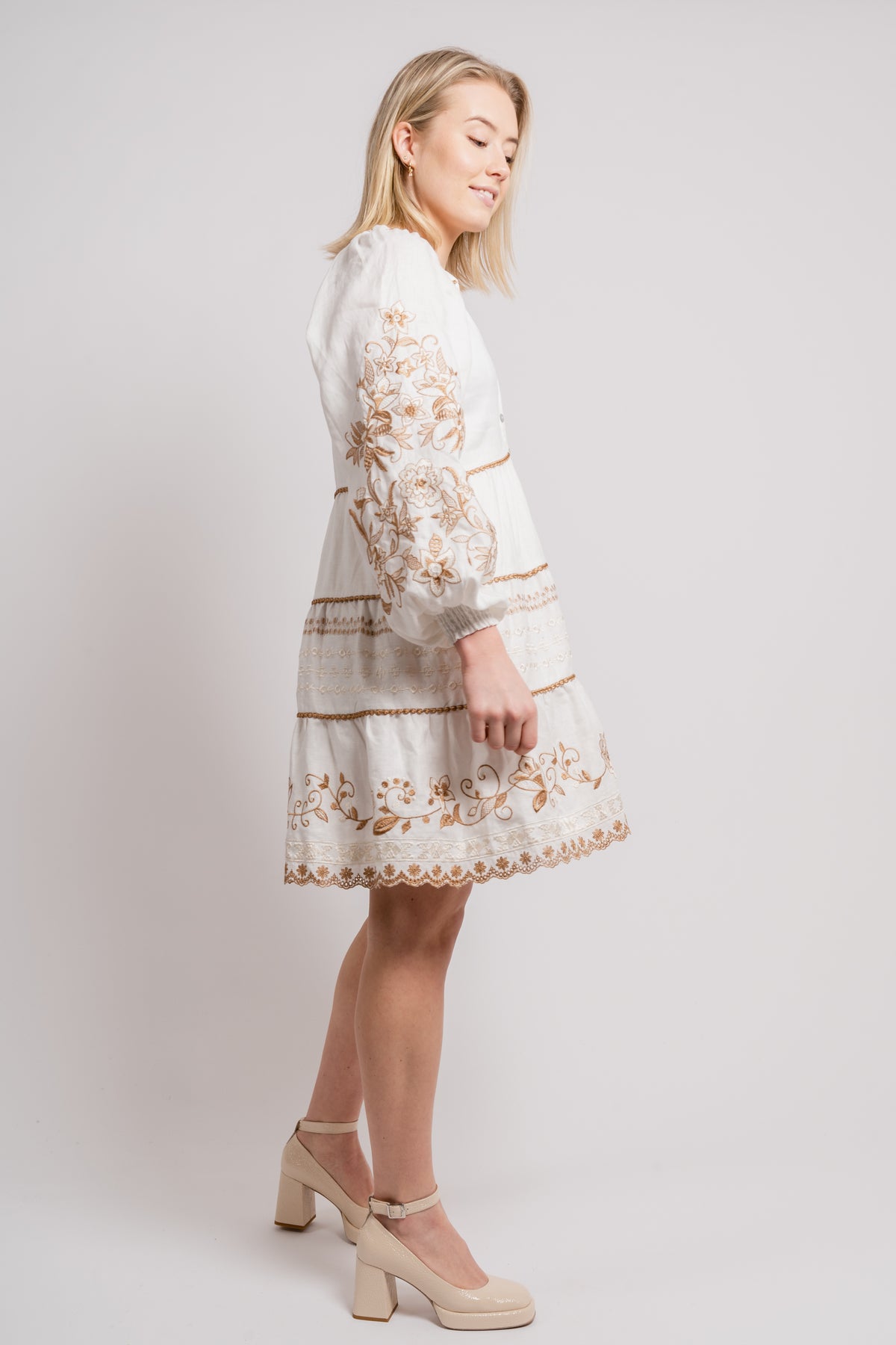 Venize Dress - Beige