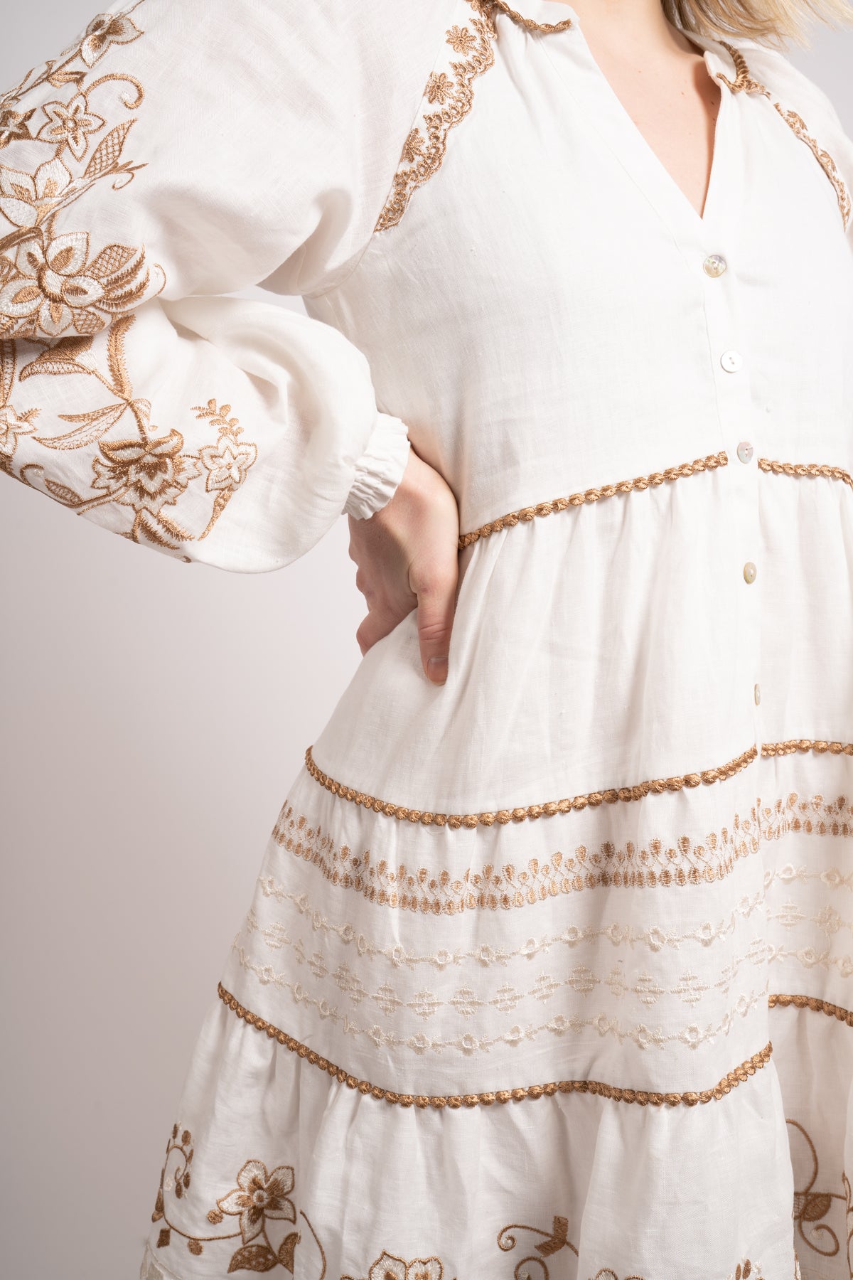 Venize Dress - Beige