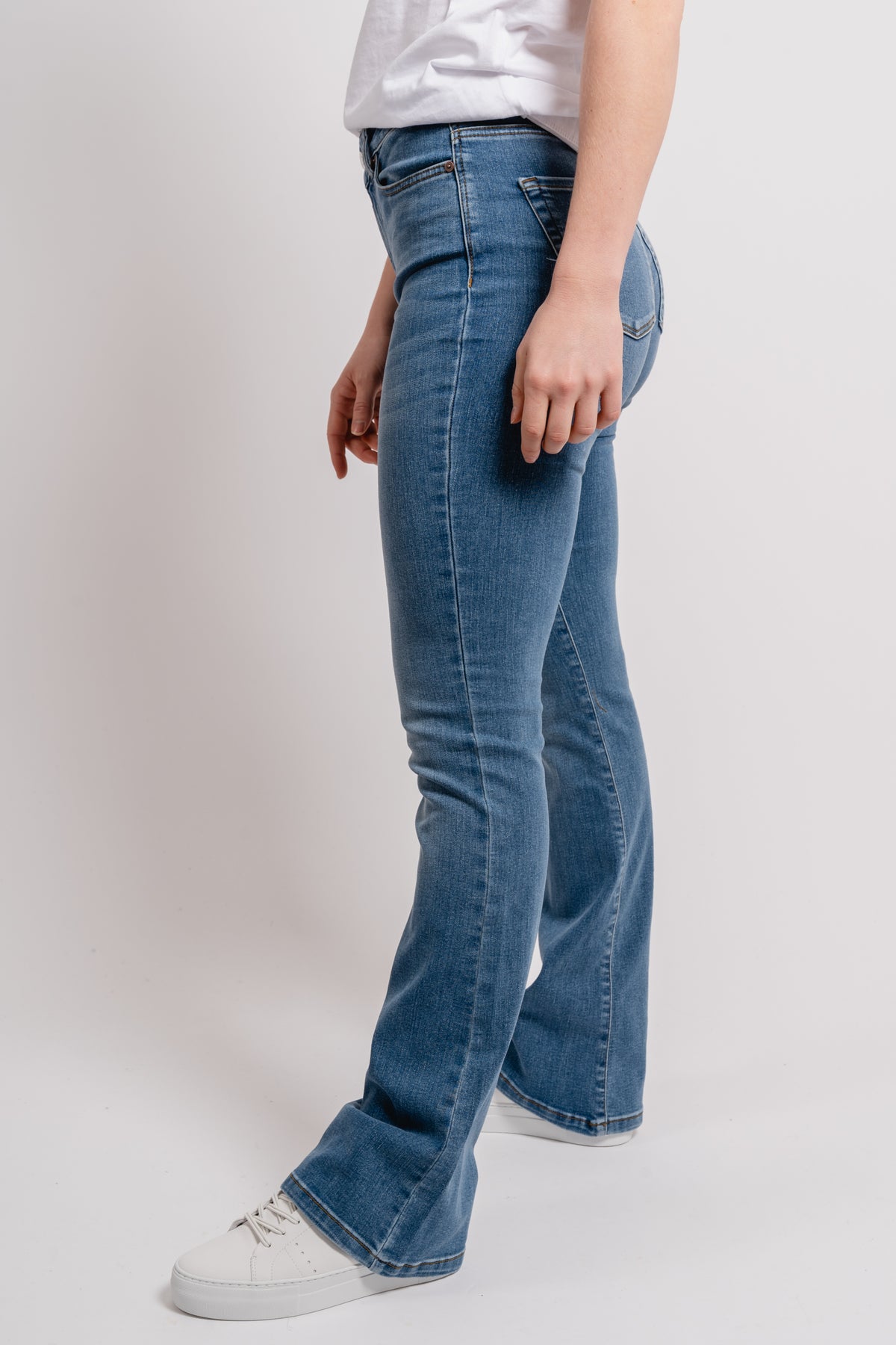 Tara Jeans Wash Cool Barcelona - Denim Blue