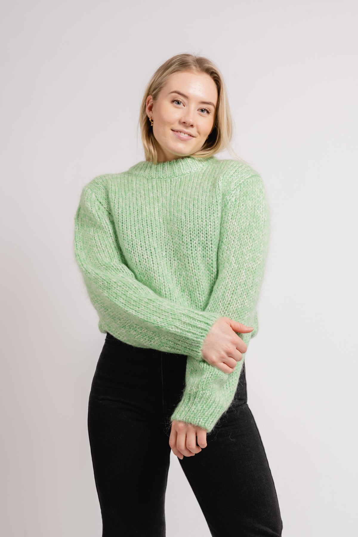 Suanne Ls Knit O-Neck - Absinthe Green
