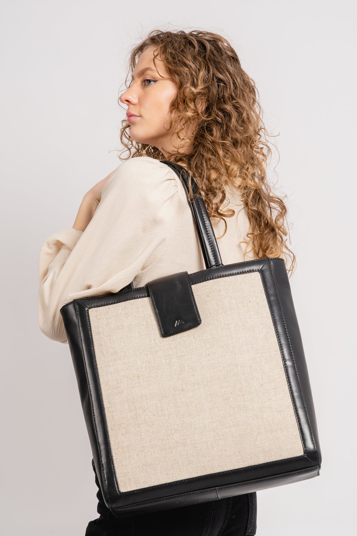 Alyssa Shopper - Black/Offwhite