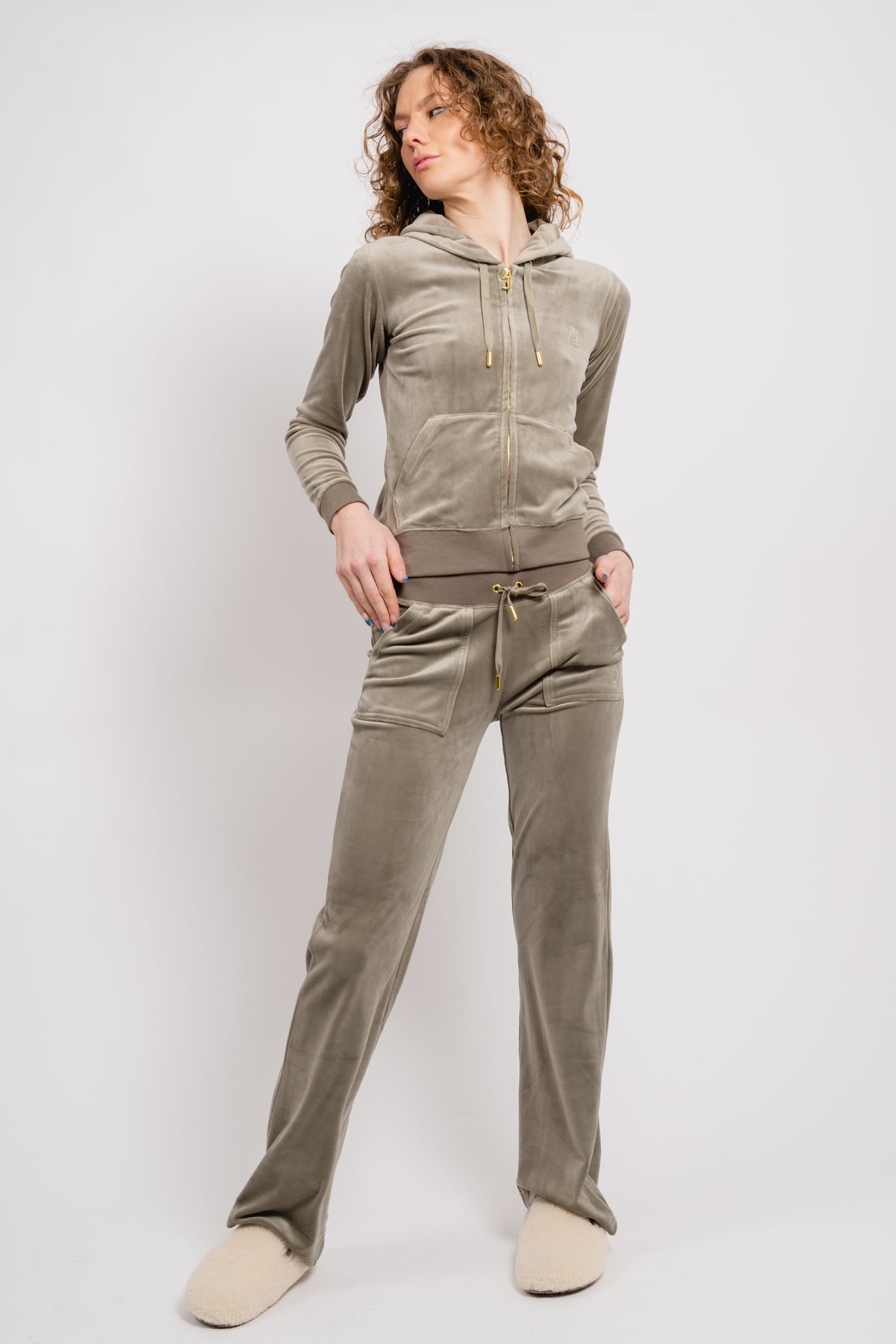 Del Ray Classic Velour Pant Pocket Gold Hw - Vetiver