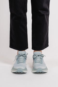W Bondi 8 - Cloud Blue/Ice Flow