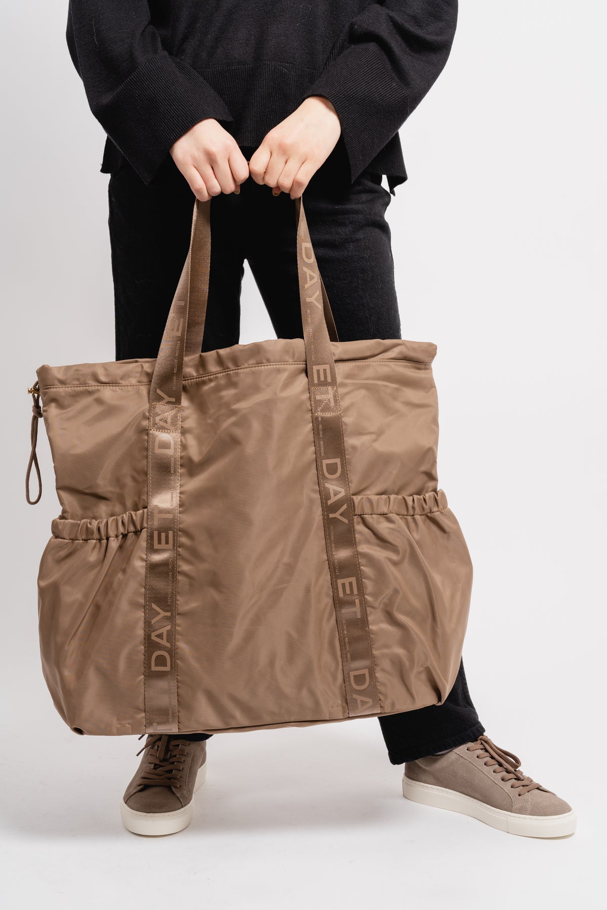 Day Re-Logo Band Crease Bag - Caribou