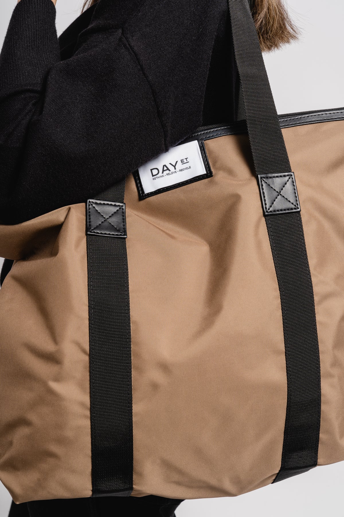 Day Gweneth Re-S Bag - Caribou