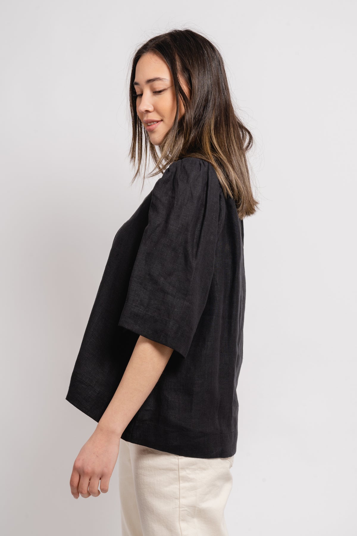 Ellie Linen Top - Black