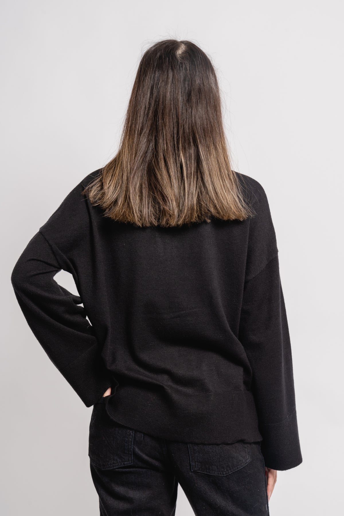 Dalinda Rachelle Pullover - Black