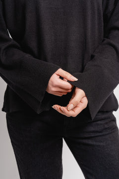 Dalinda Rachelle Pullover - Black