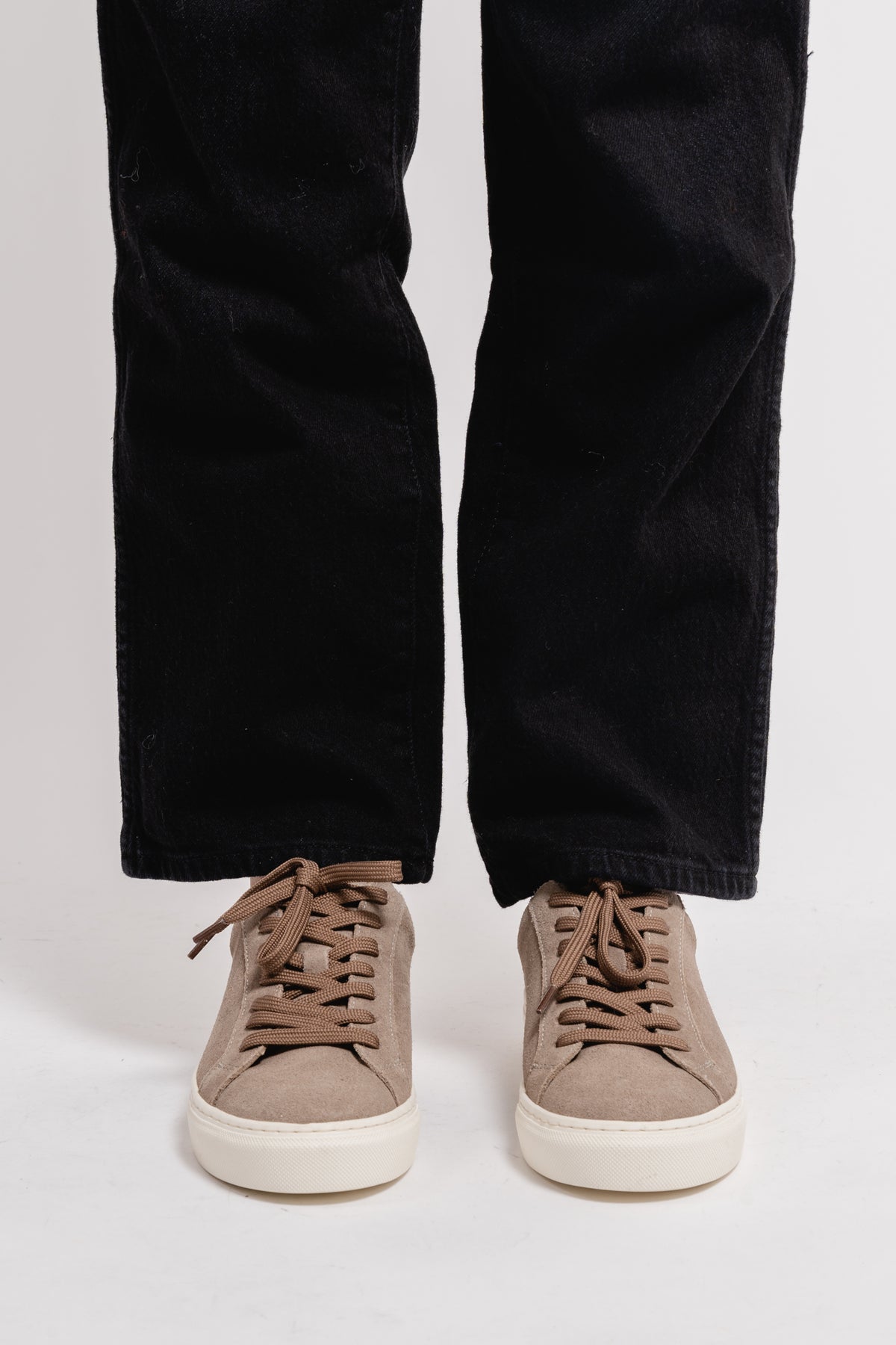 Type - Ardesia Suede