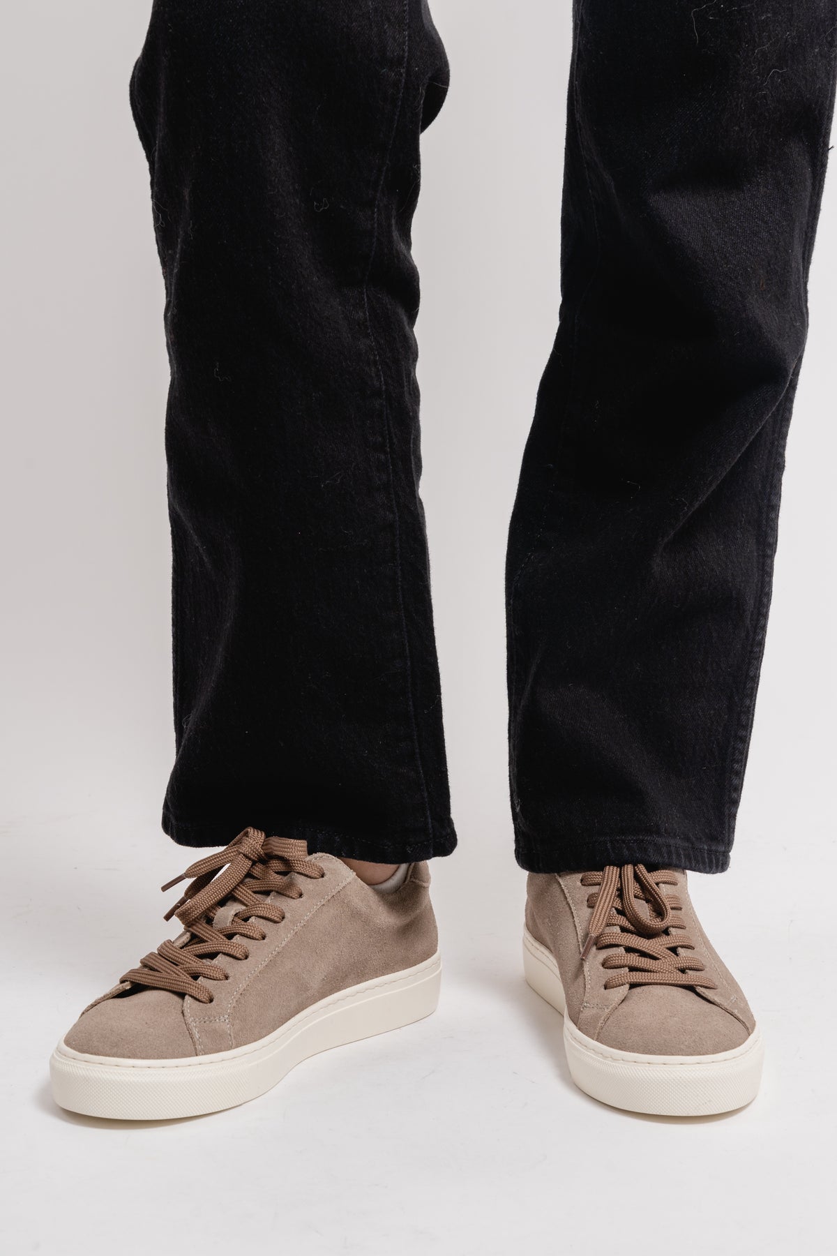 Type - Ardesia Suede