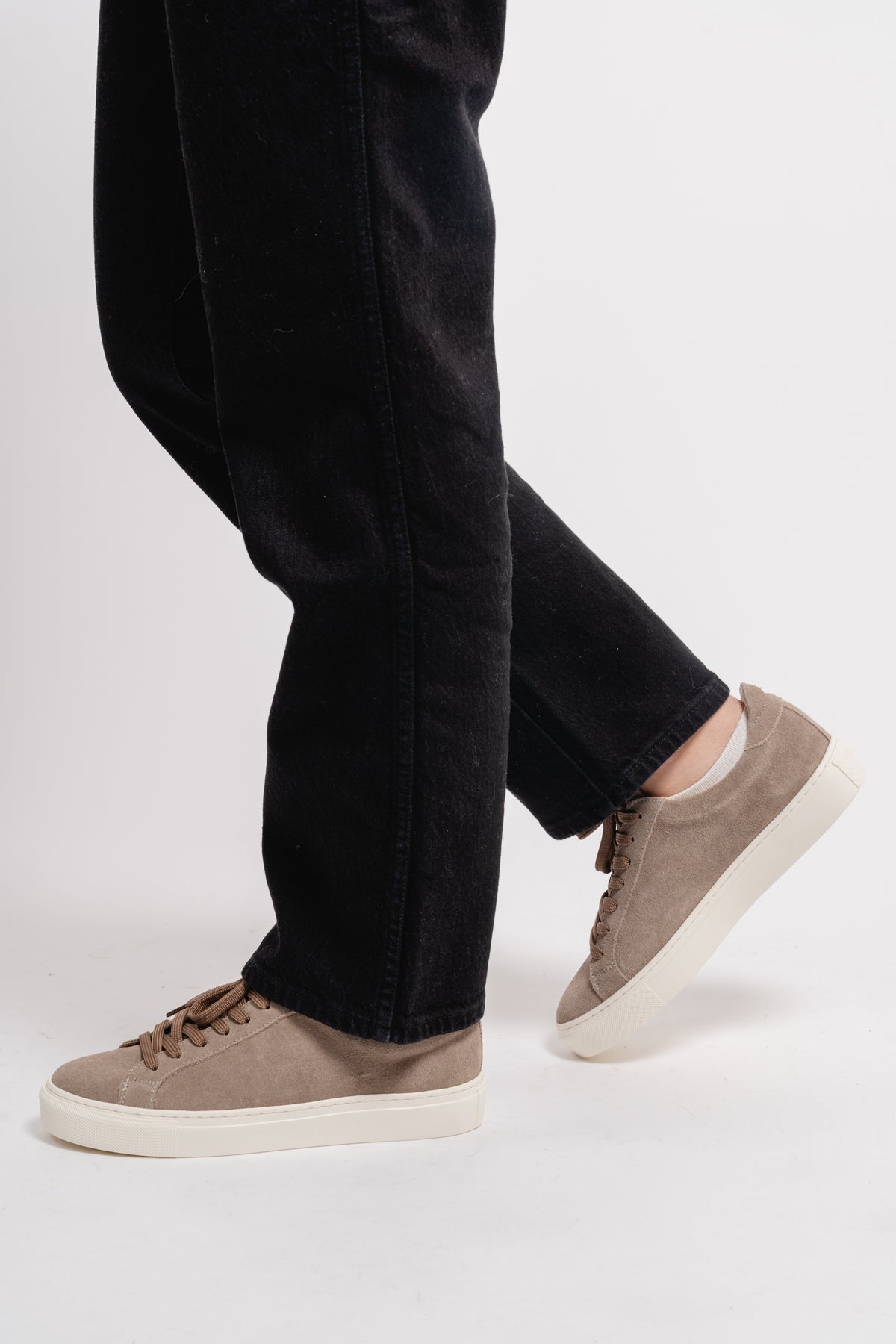 Type - Ardesia Suede