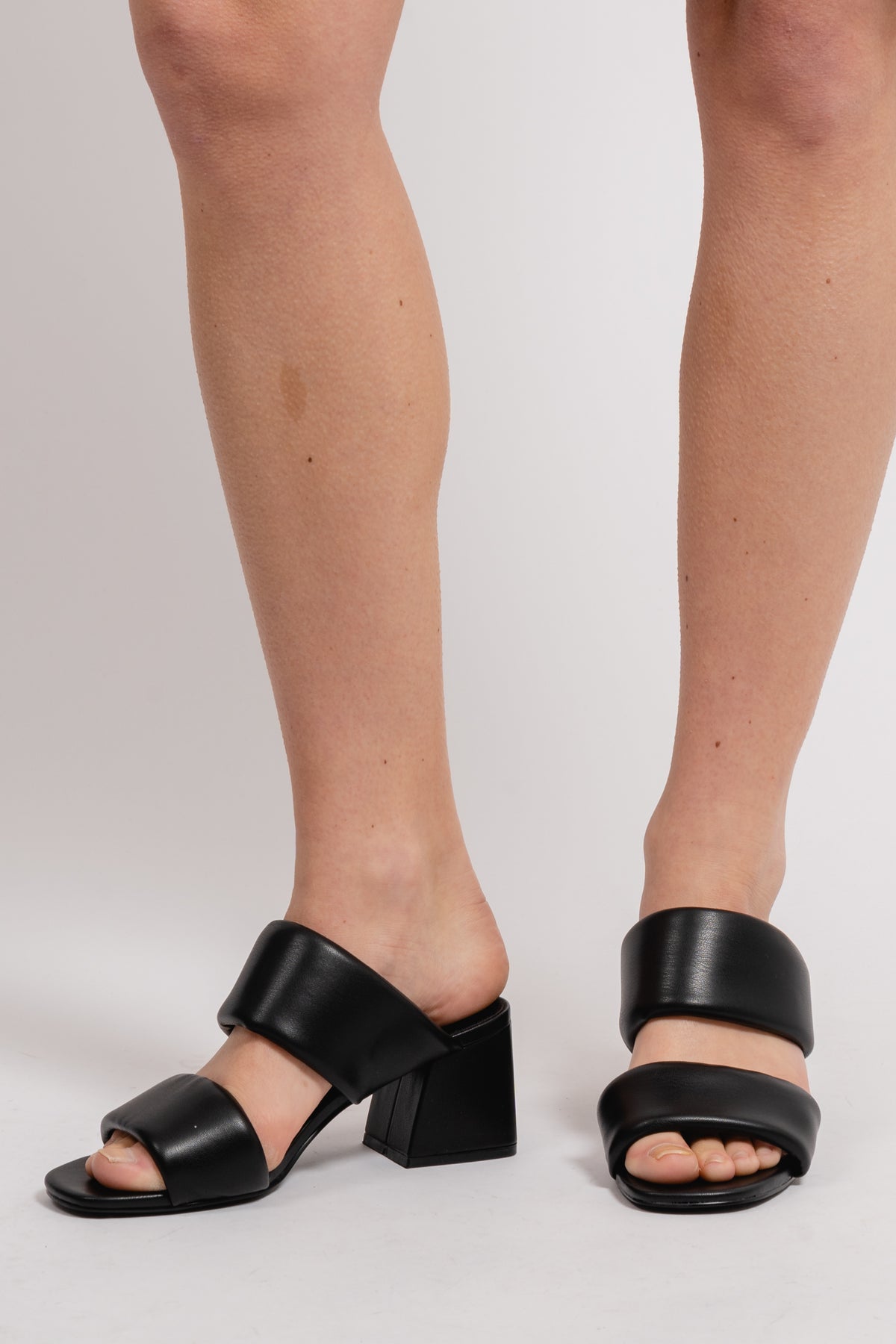 Delani Sandal - Black