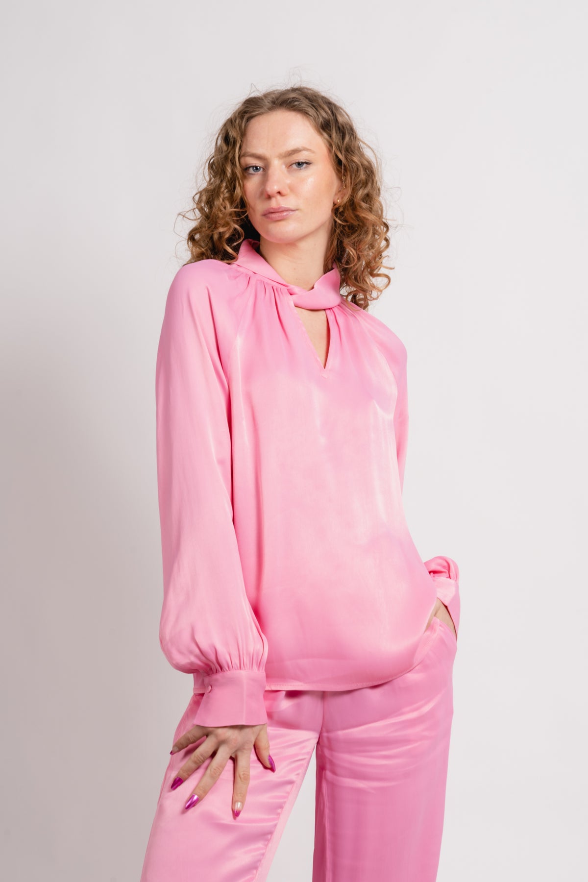 Amira 3 - Primrose Pink
