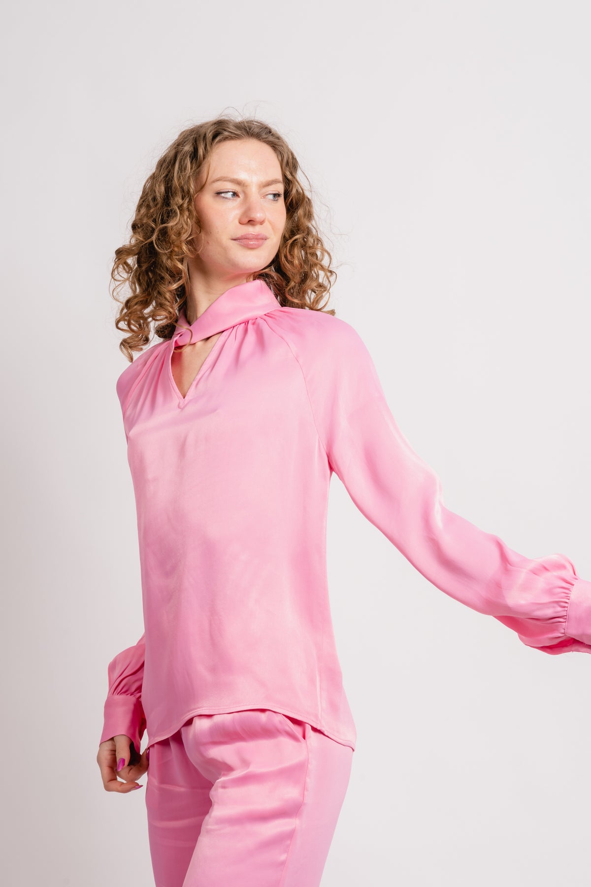 Amira 3 - Primrose Pink