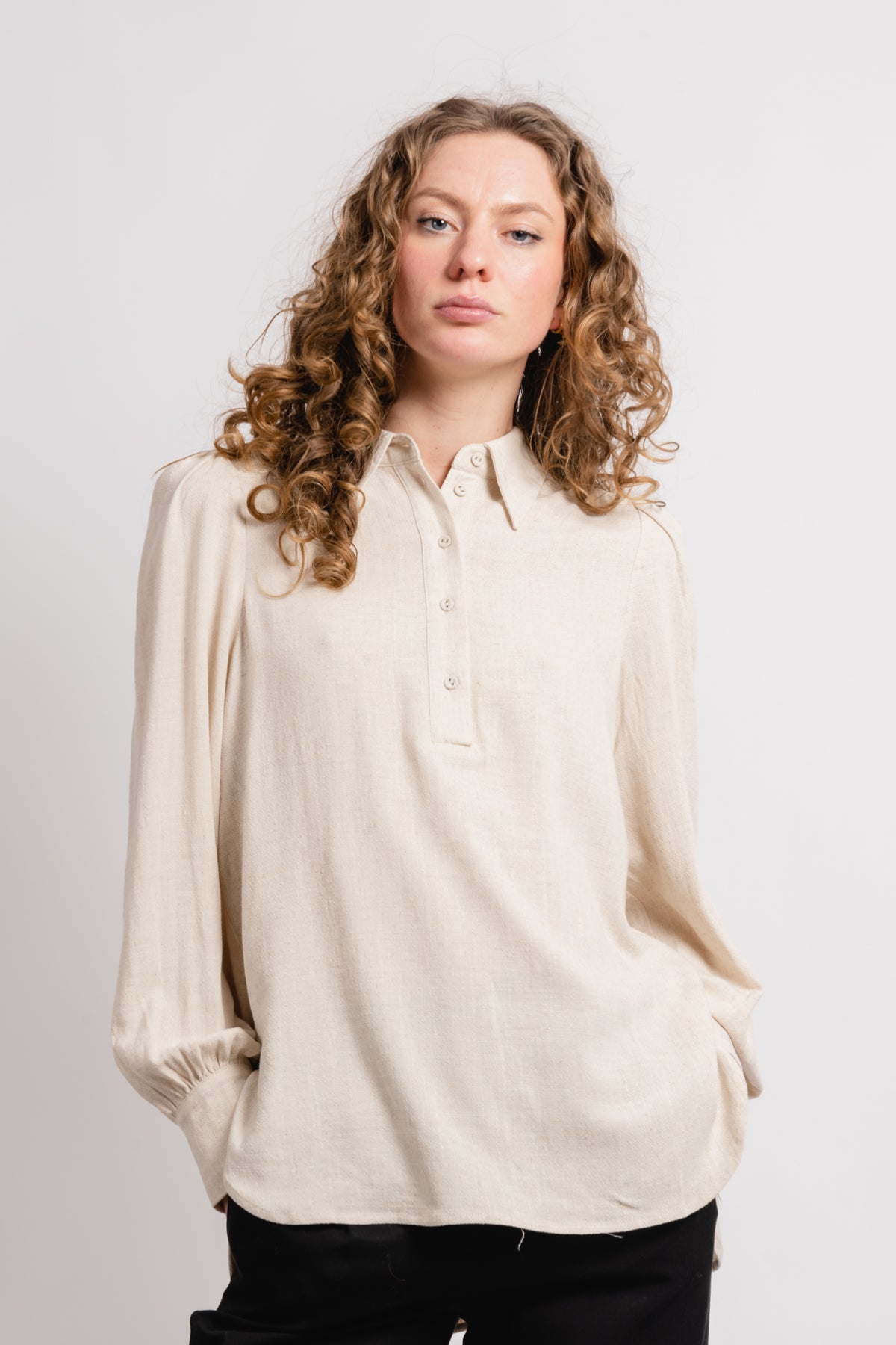 Viva Ls Linen Top - Sandshell