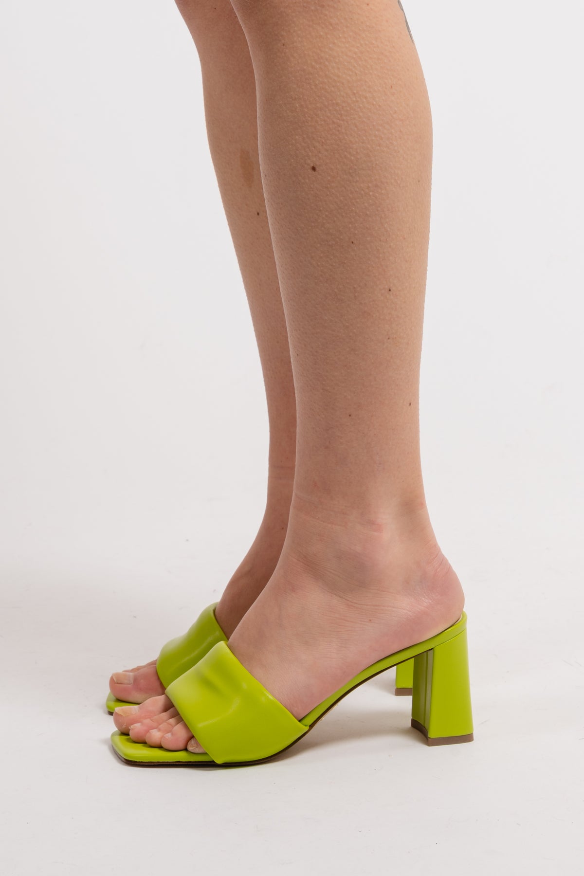 Lovebird Sandal - Neon Lime