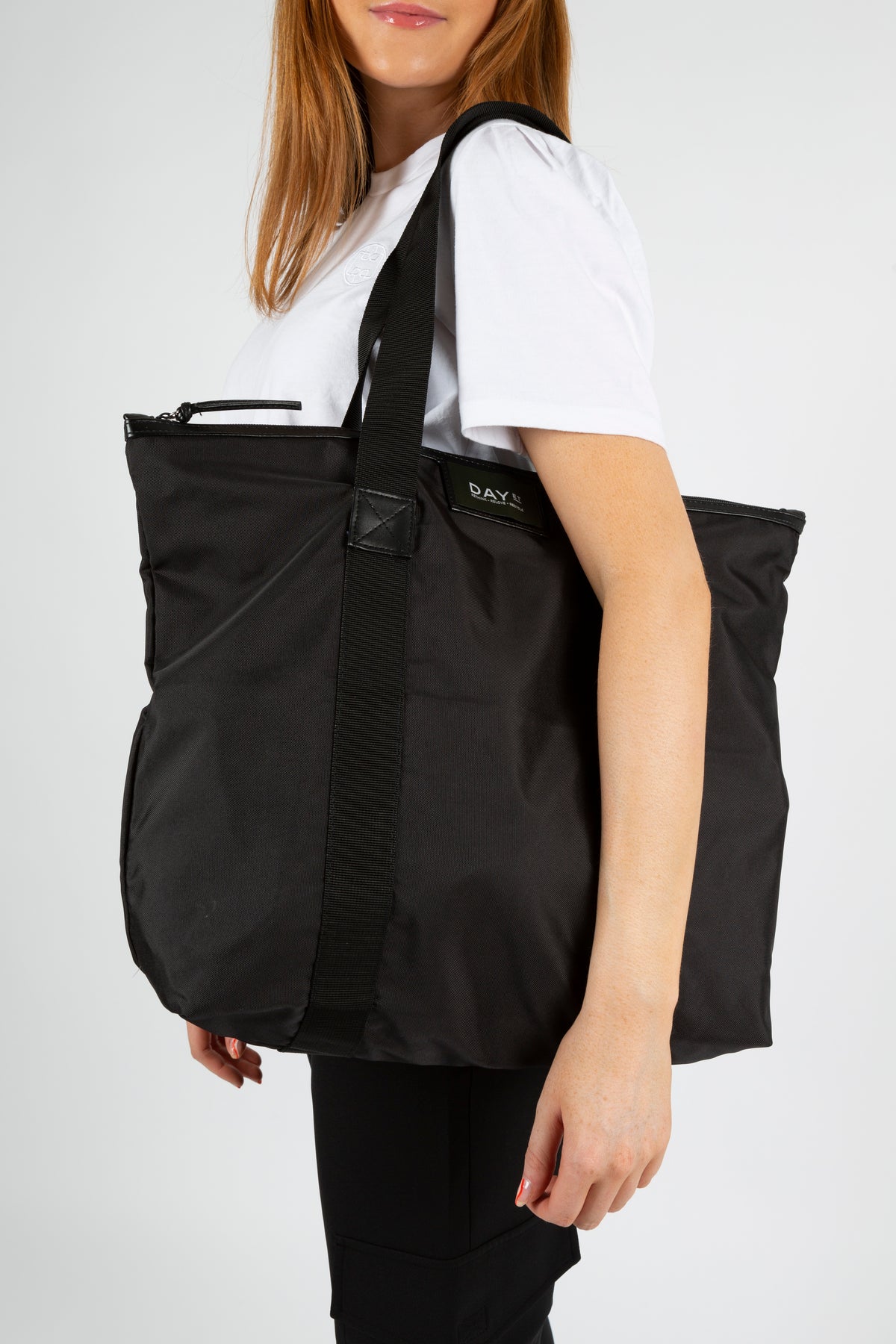 Day Gweneth RE-S Bag M - Black
