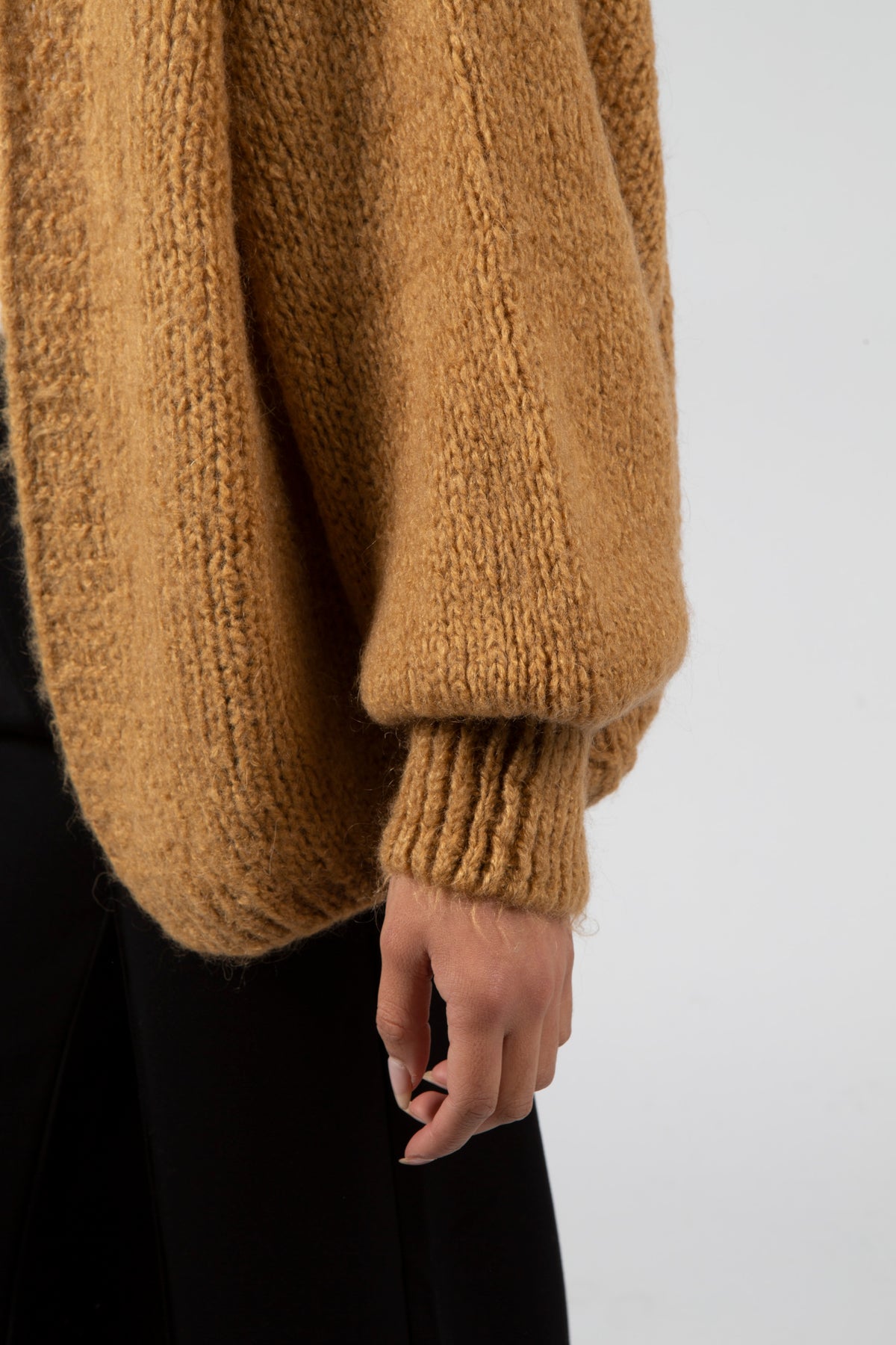 Fora Knit Cardigan - Camel