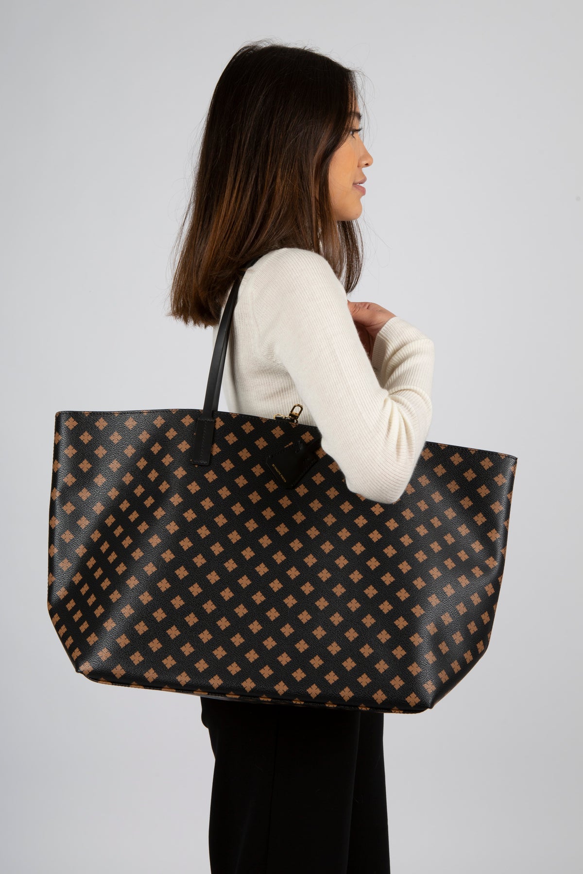 Abigail - Black Flower Print