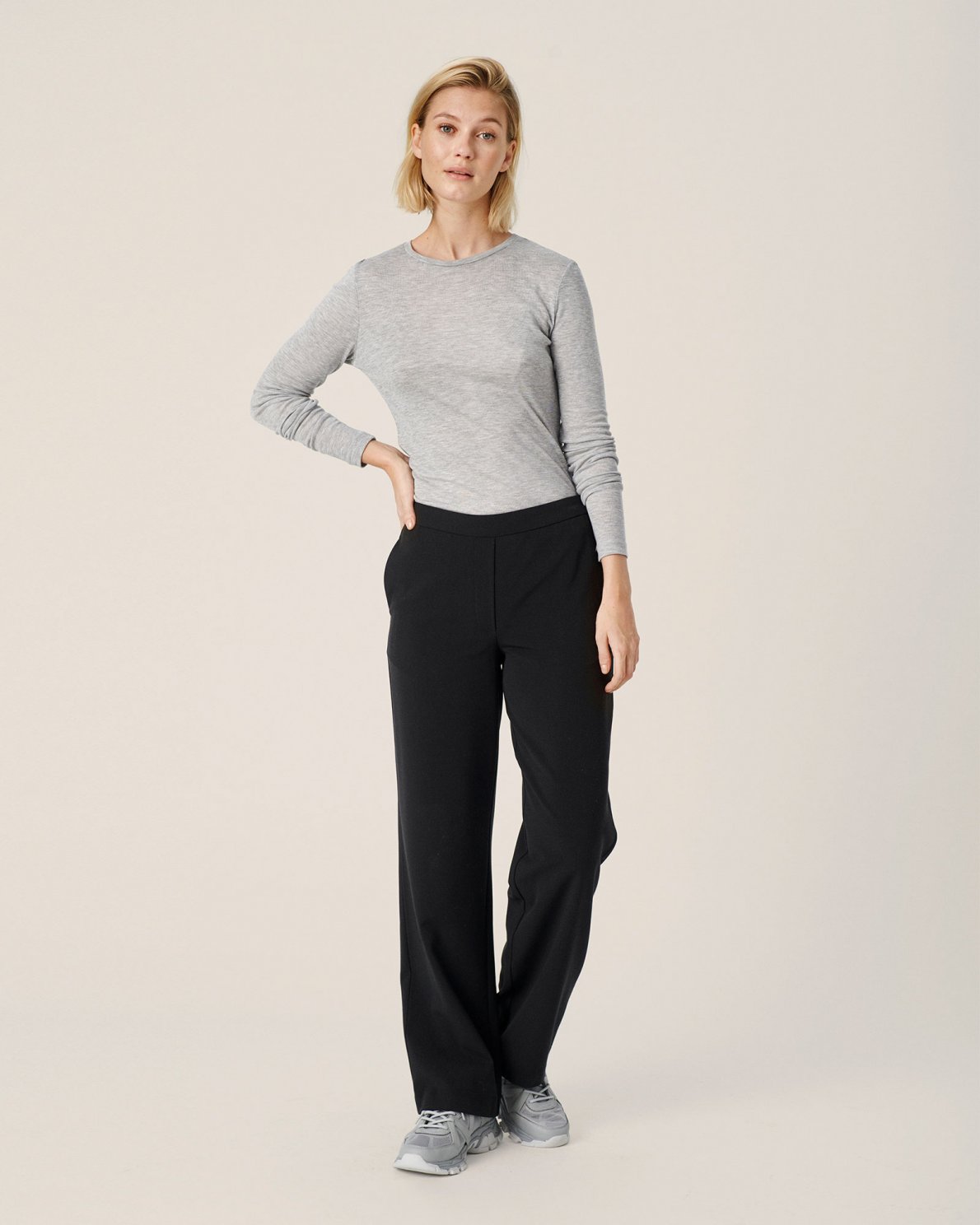 Chana Straight Pants - Black