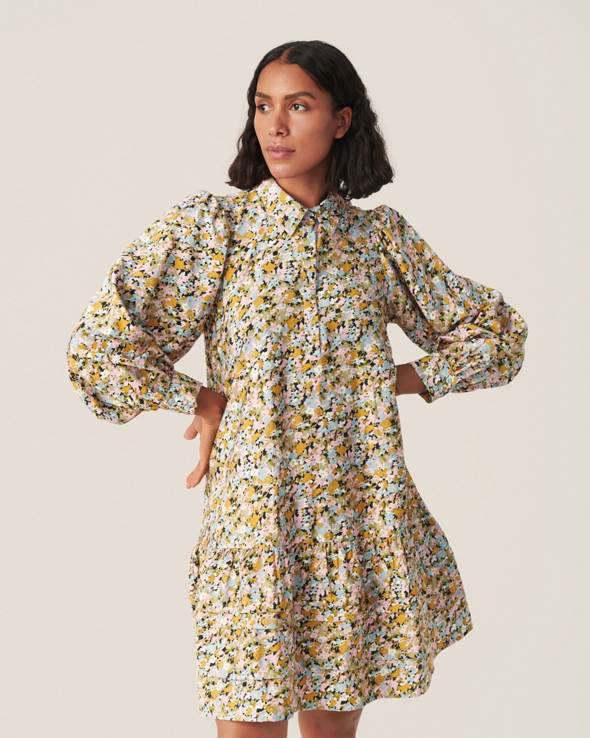 Minetta Benina Short Dress Aop - D Tobacco Flower