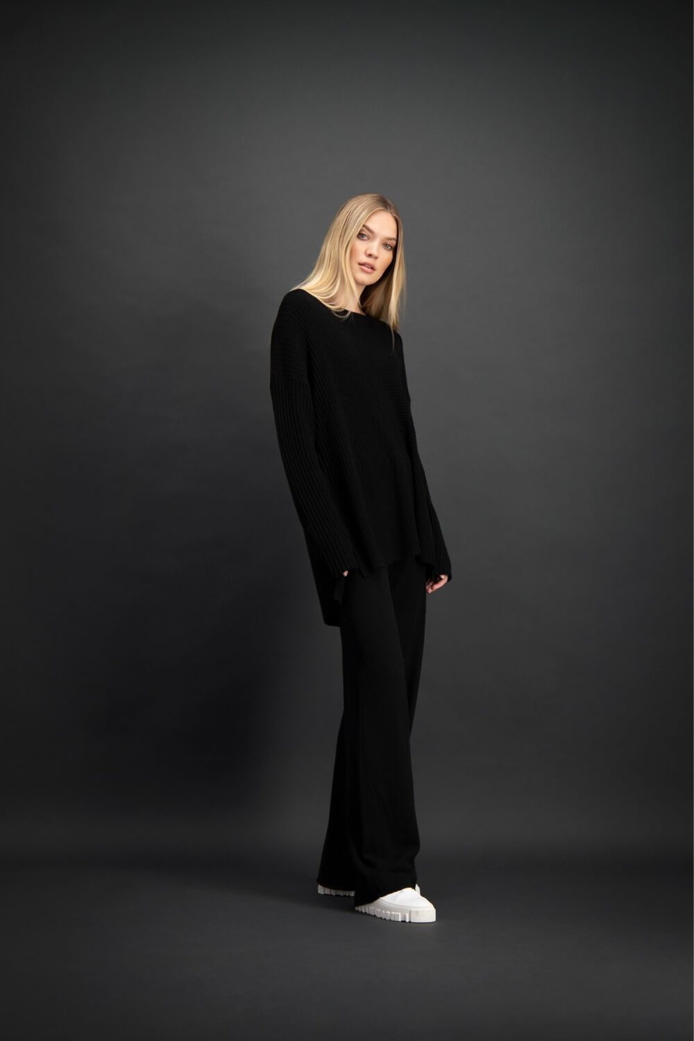 Svalbard - Black - Camilla Pihl - Bukser & Shorts - VILLOID.no