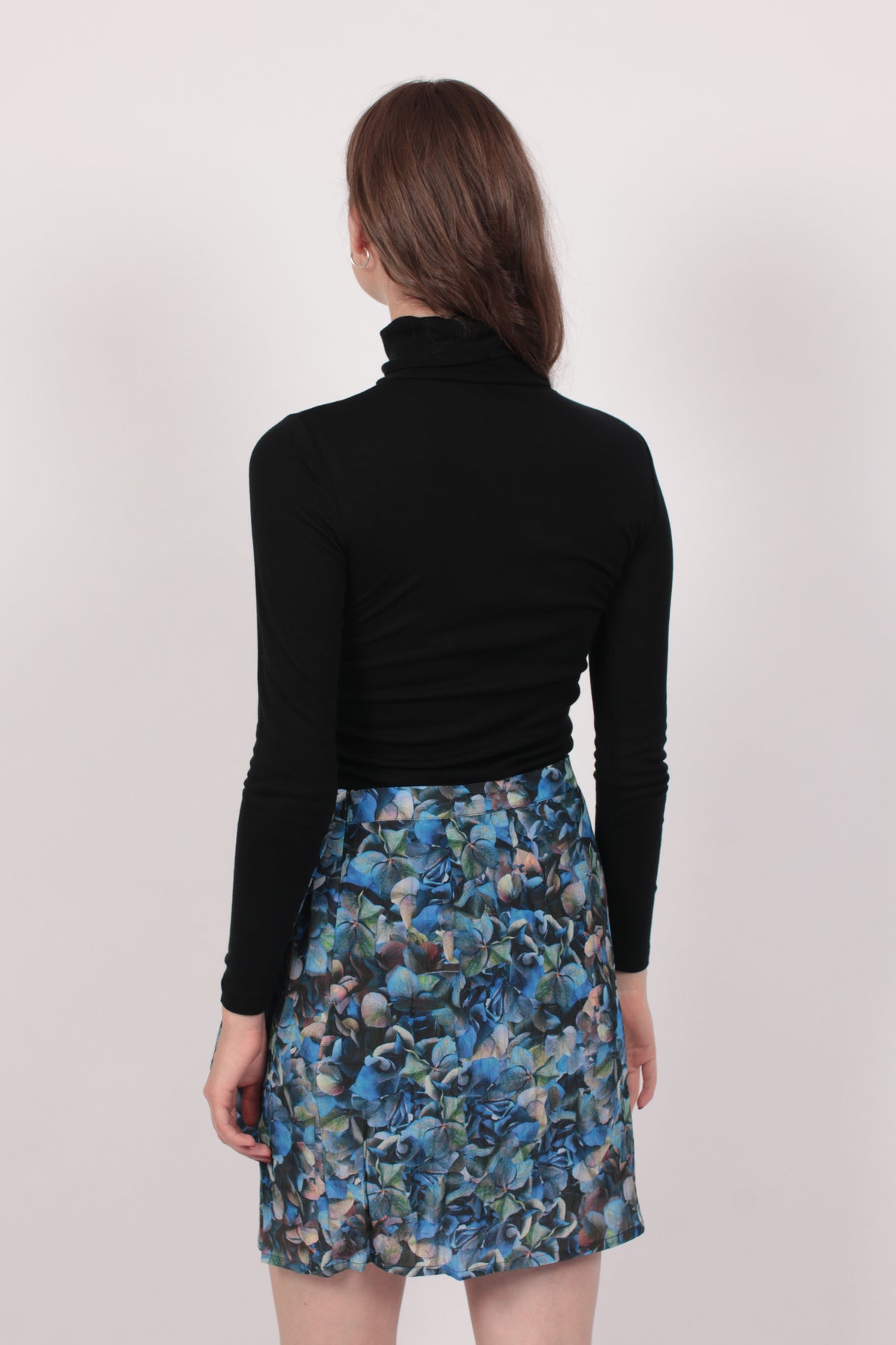 Mona Lyocell R LS Top - Black - Moss Copenhagen - Gensere - VILLOID.no