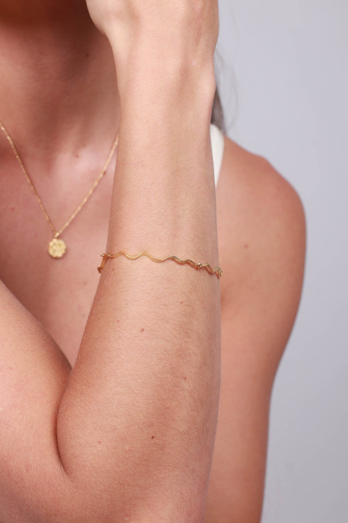 Ella Bracelet - Gold - Maanesten - Tilbehør - VILLOID.no
