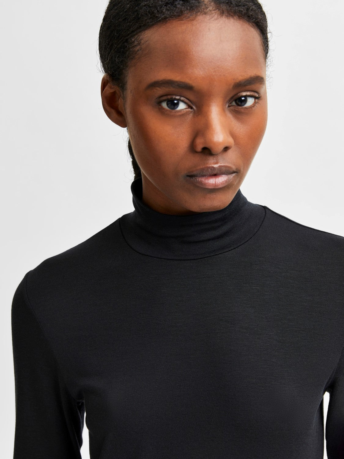 Mandy LS High Neck - Black