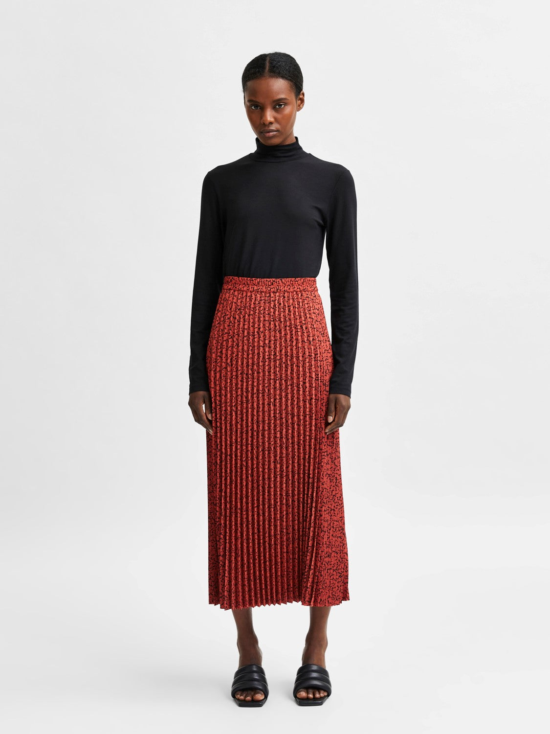 Mandy LS High Neck - Black