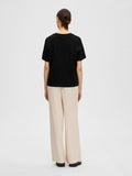 Essential SS Boxy Tee - Svart