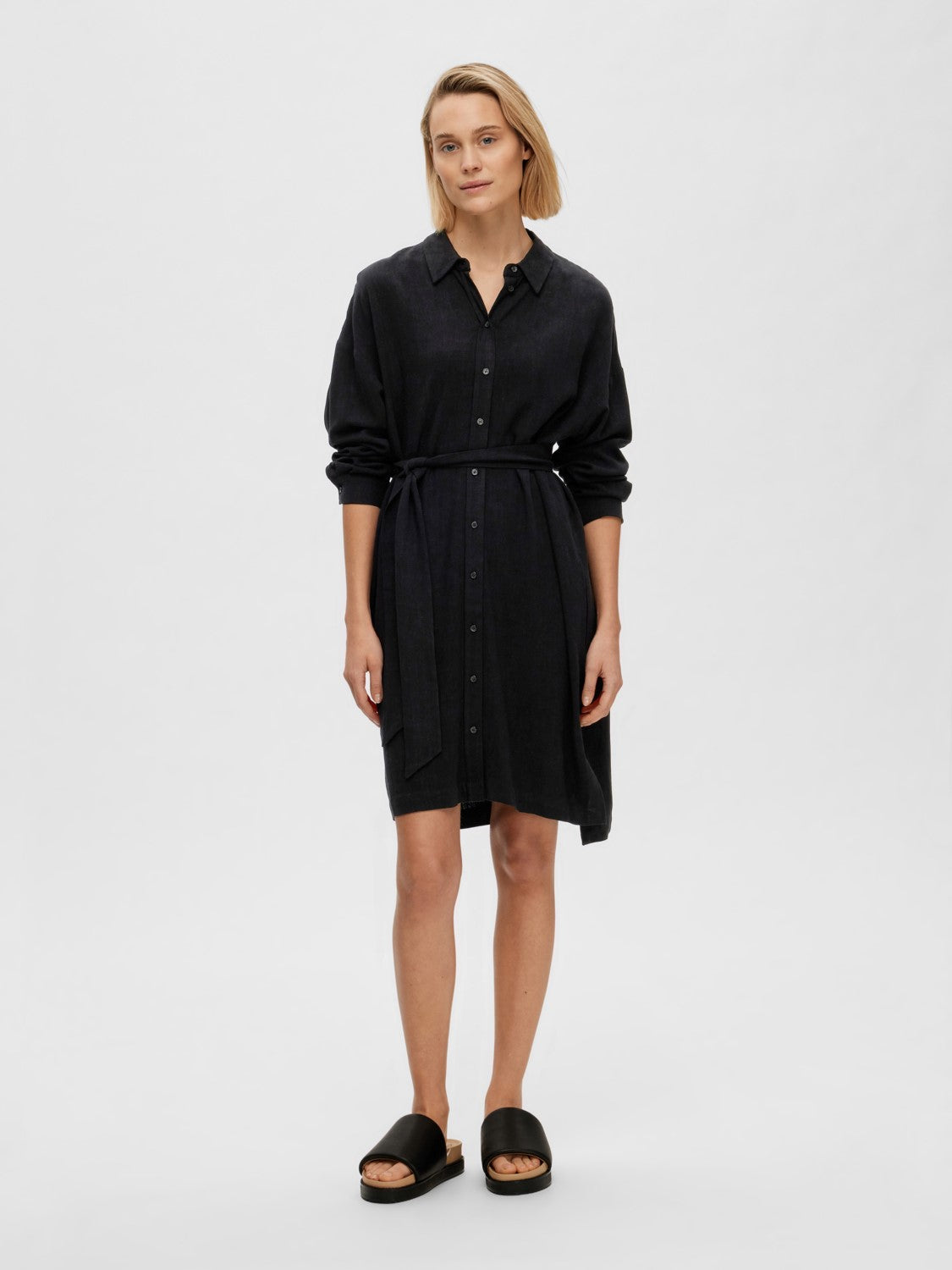 Viva-Tonia Long Linen Shirt - Black