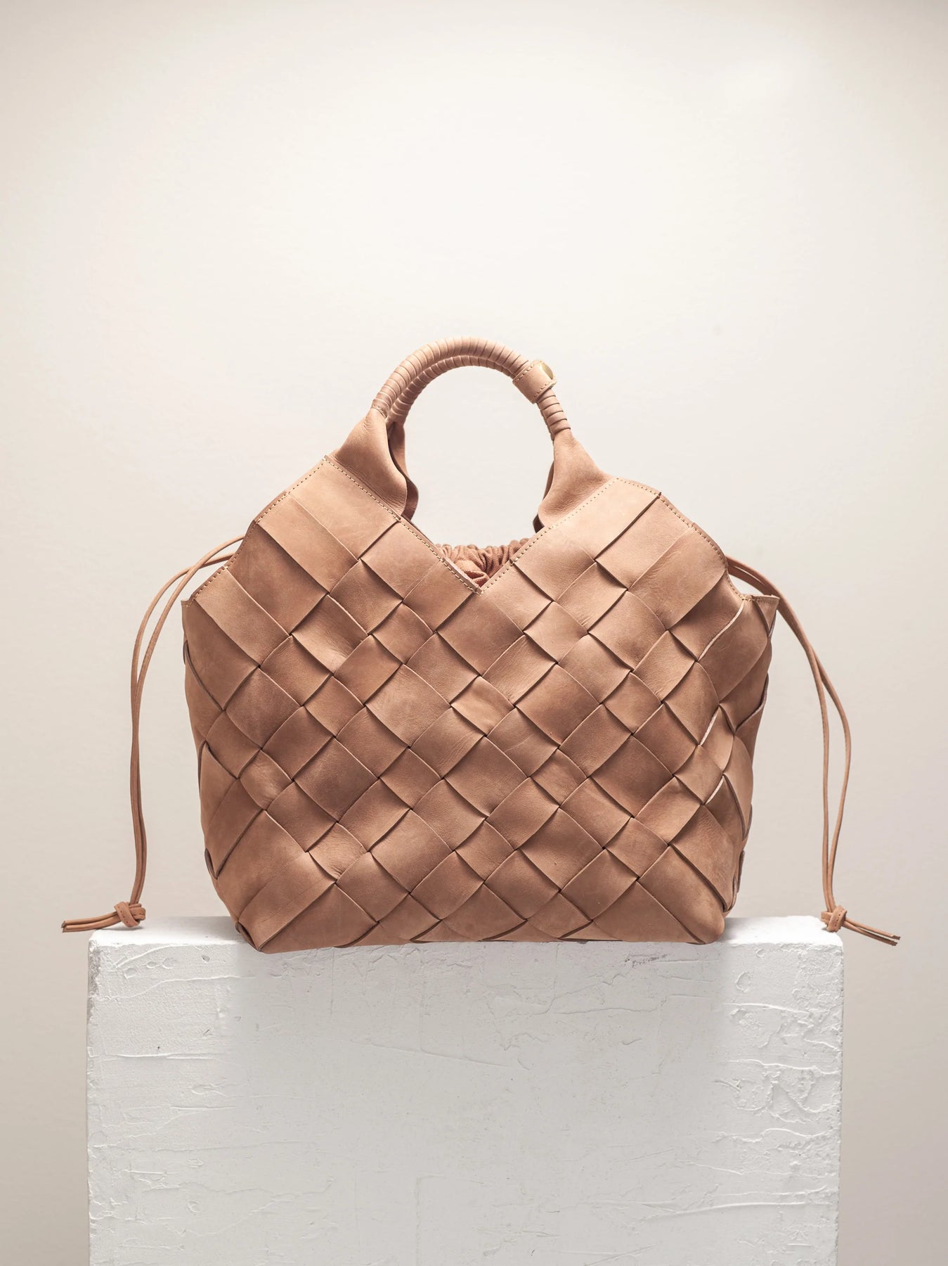 Misu L - Almond Nubuck