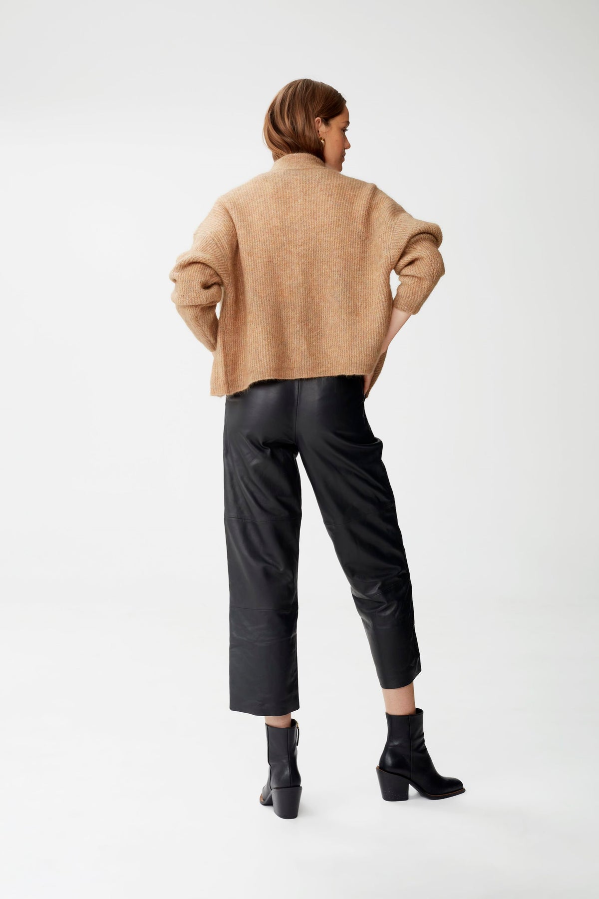 DebbieGZ Short Cardigan - Tannin