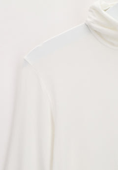 Perfect Line Turtle Longsleeve - Ivory