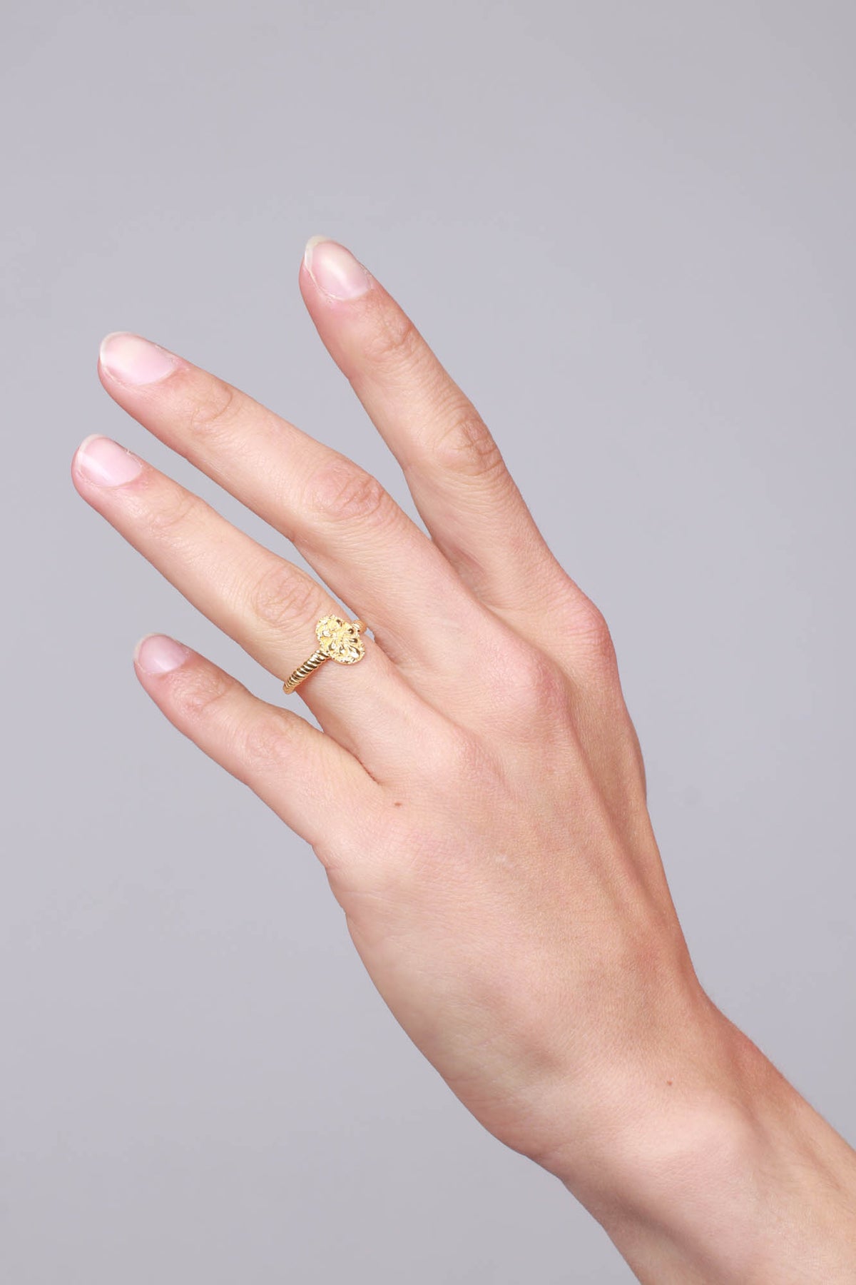 Aspen Ring - Gold - Maanesten - Tilbehør - VILLOID.no